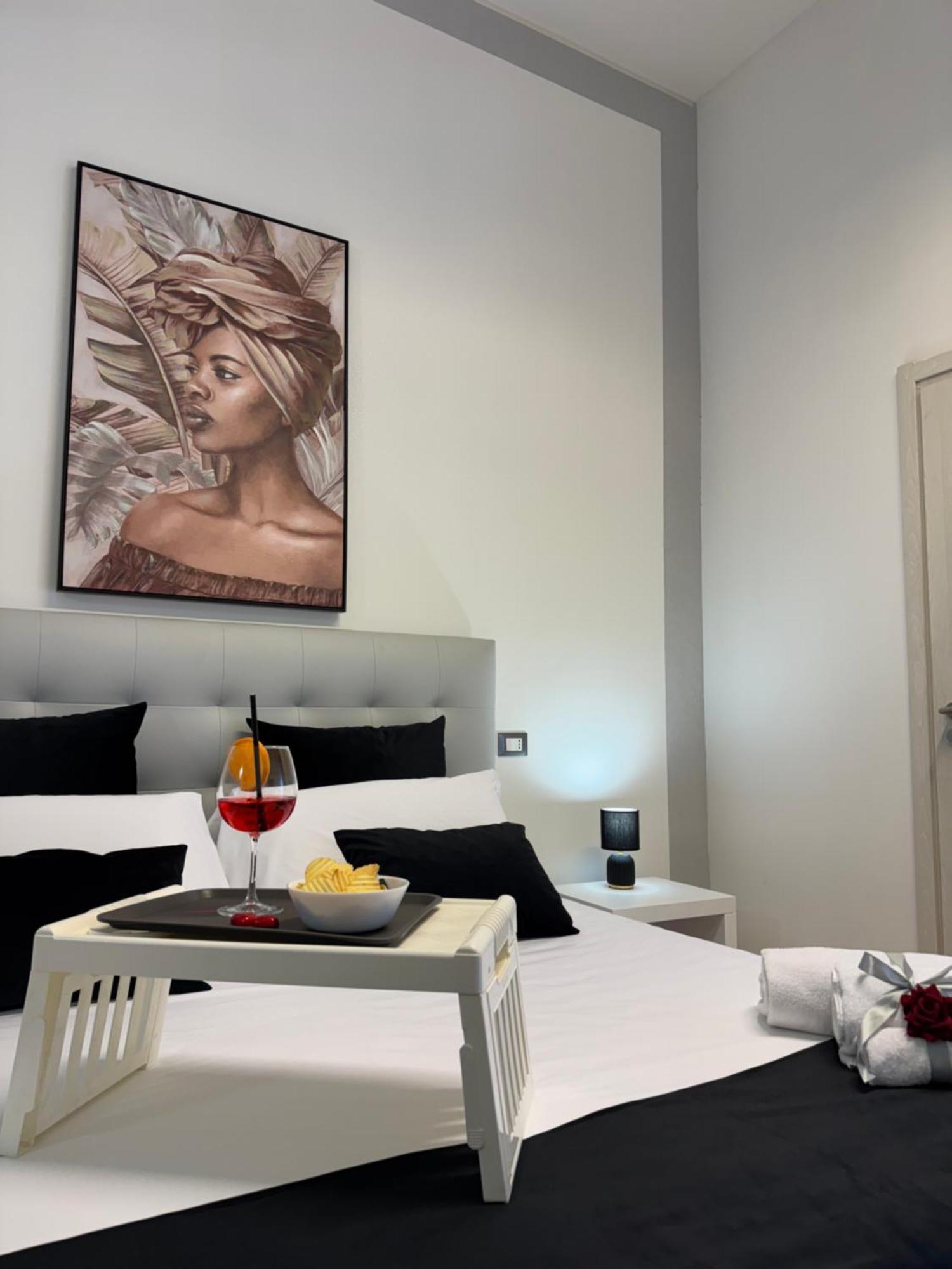 פלרמו Crispi 120 Rooms New Opening מראה חיצוני תמונה