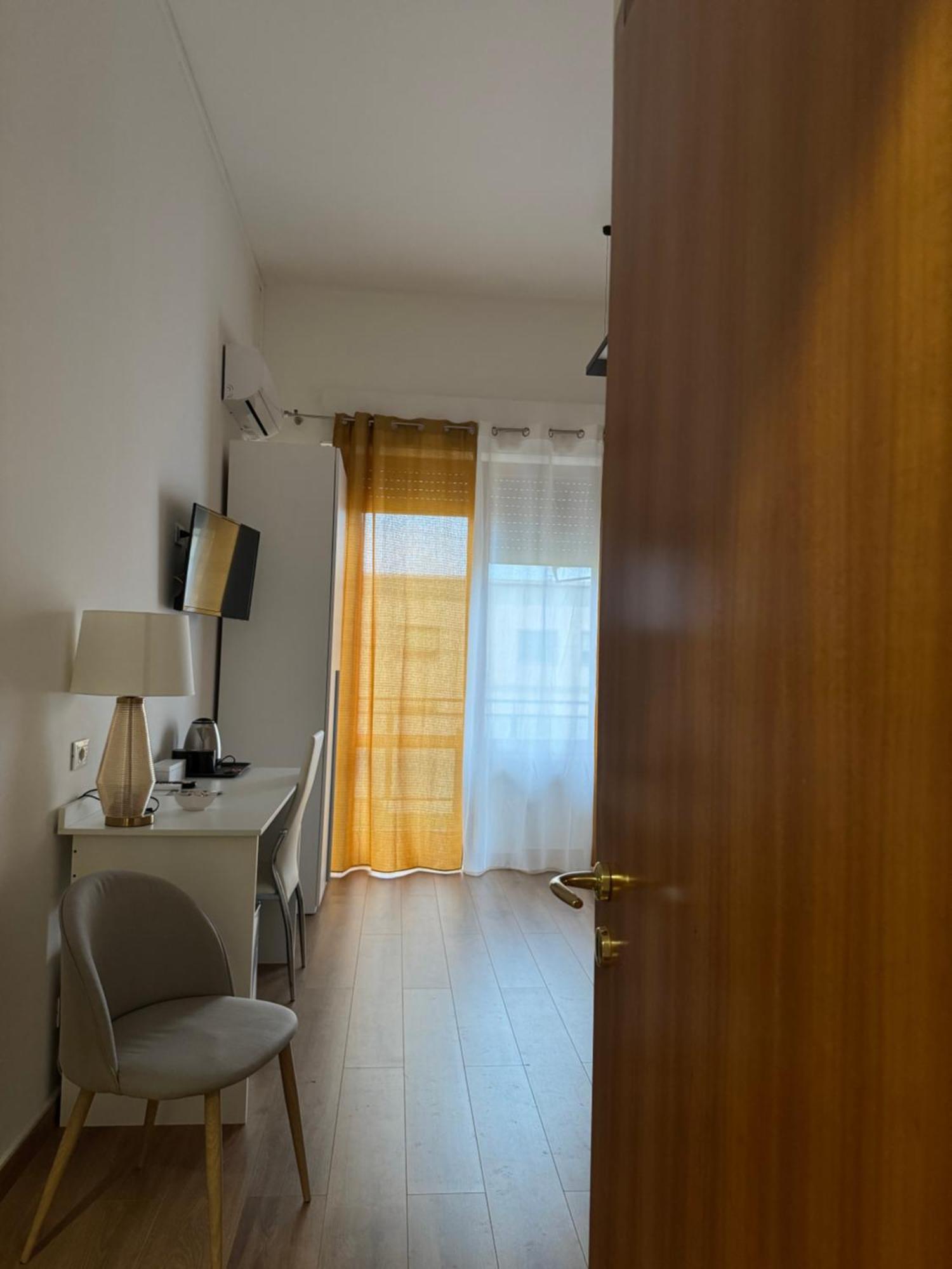 פלרמו Crispi 120 Rooms New Opening מראה חיצוני תמונה