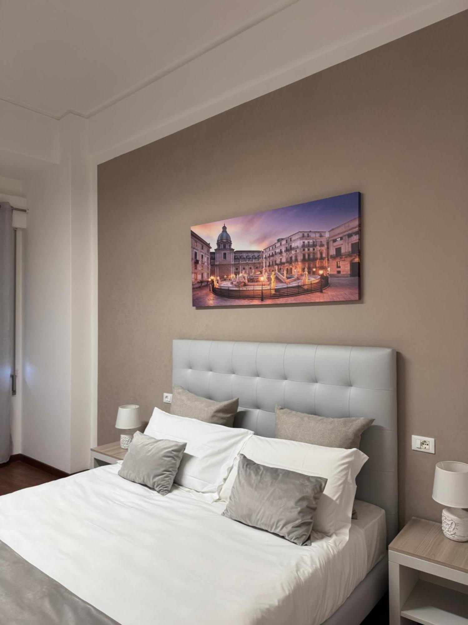 פלרמו Crispi 120 Rooms New Opening מראה חיצוני תמונה